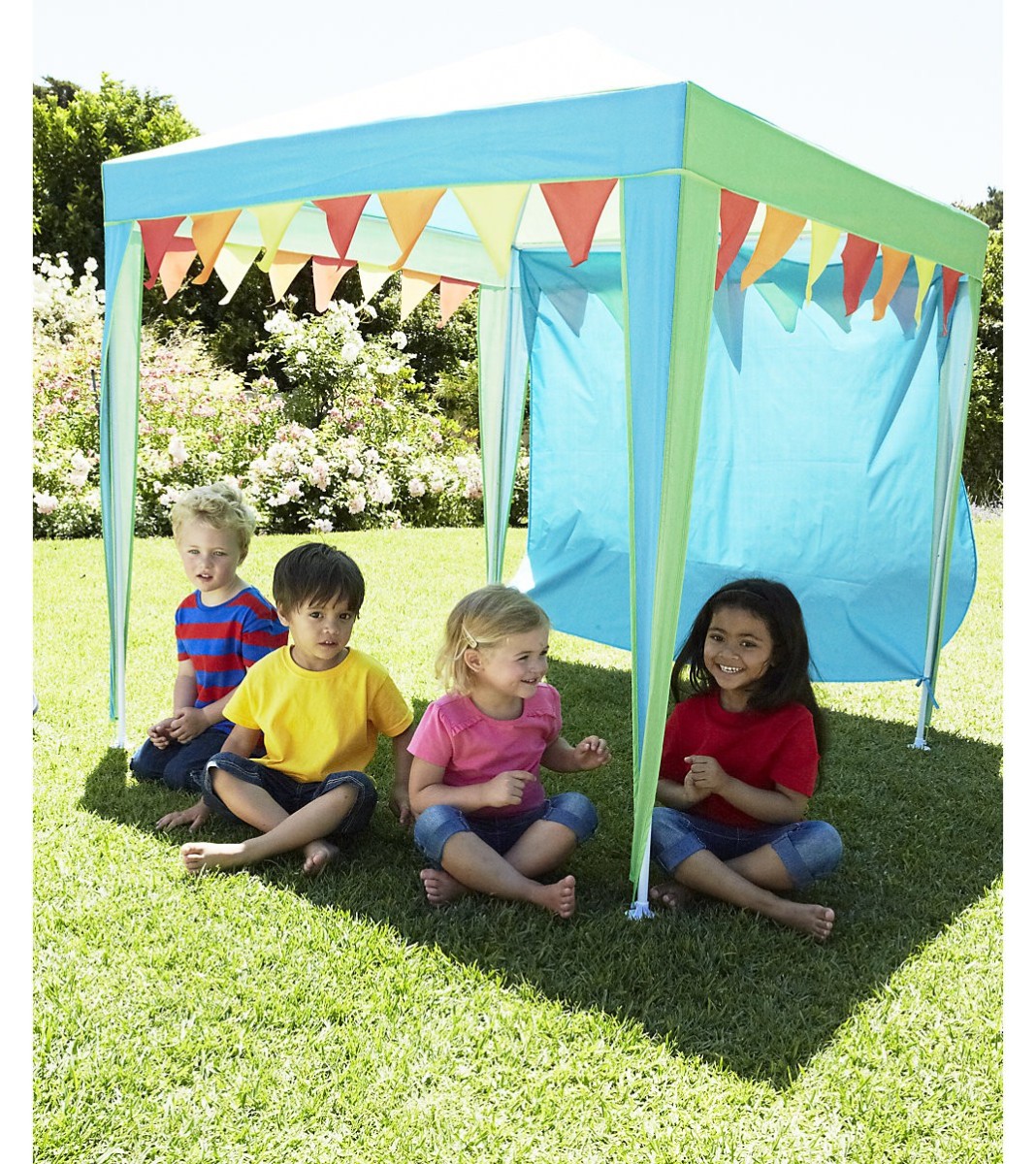 Top 10 Children's Playhouses and Tents For This Summer