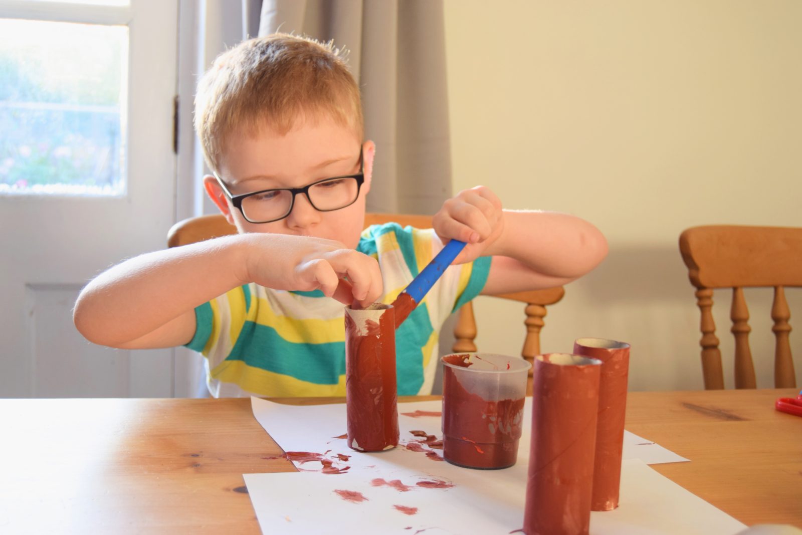 painting-toilet-rolls