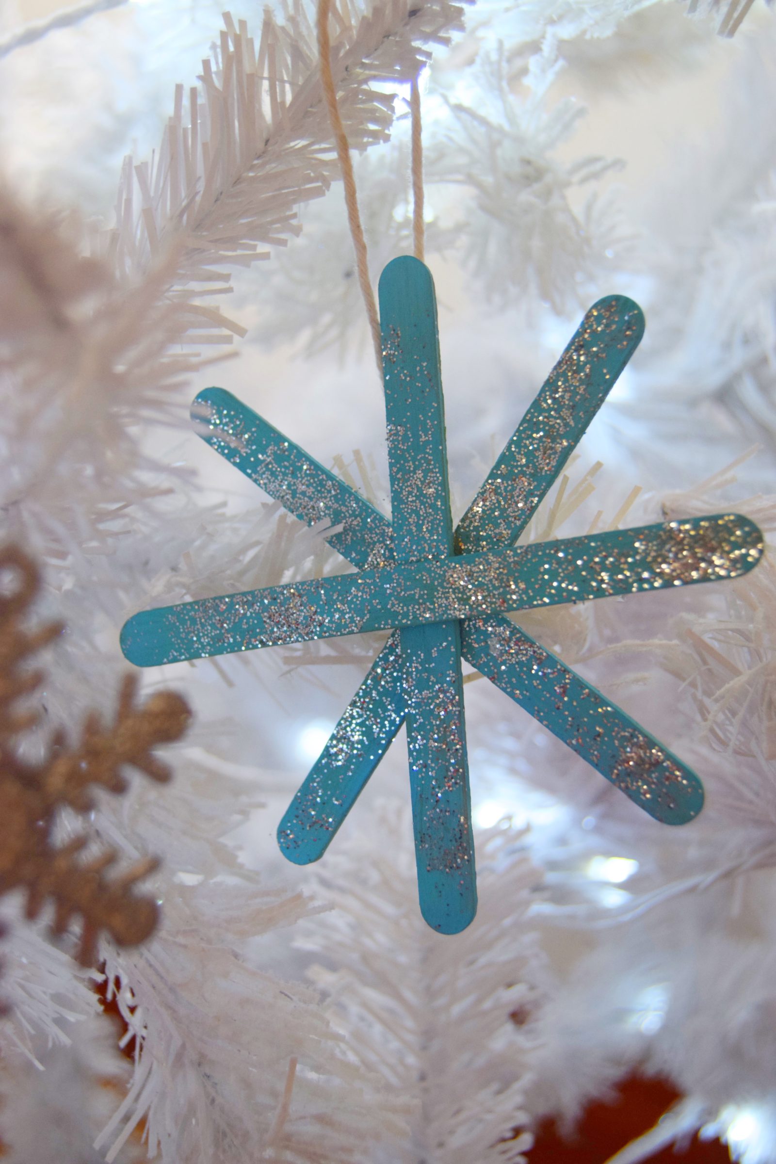 snowflake-tree-dec