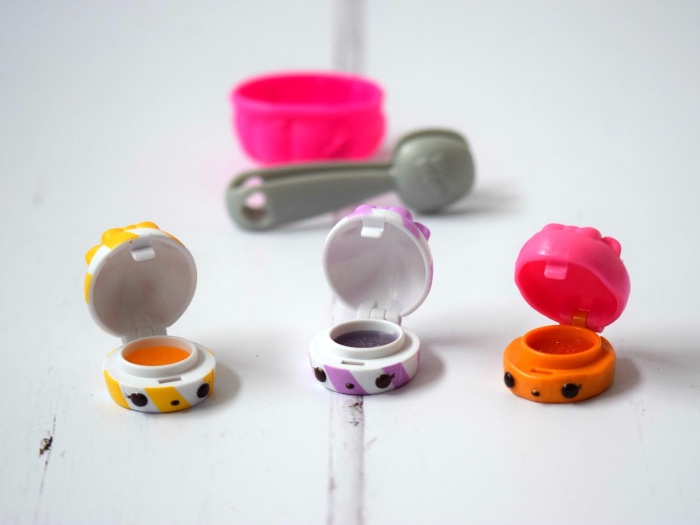 num noms 8