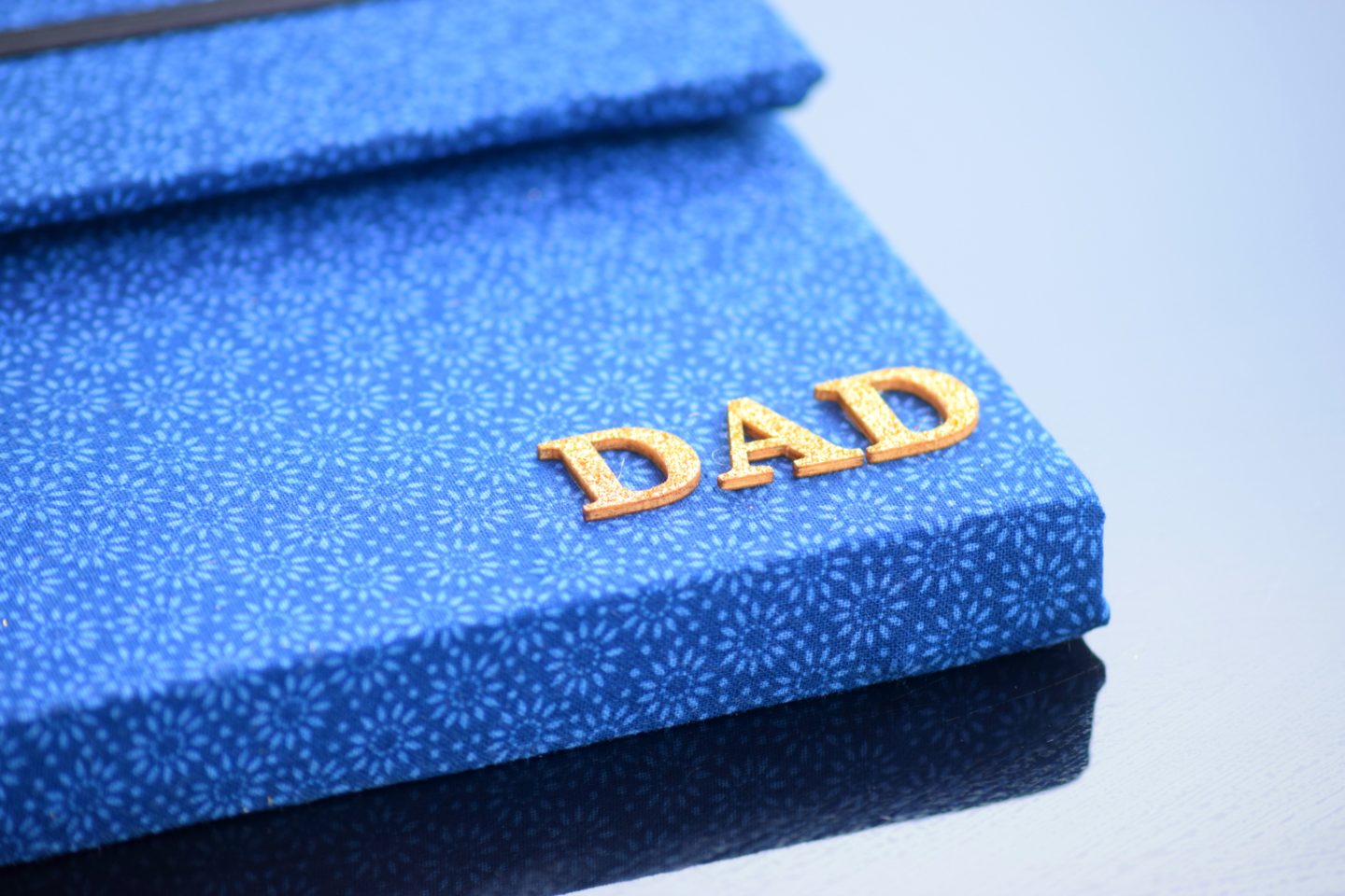 tablet holder craft 2