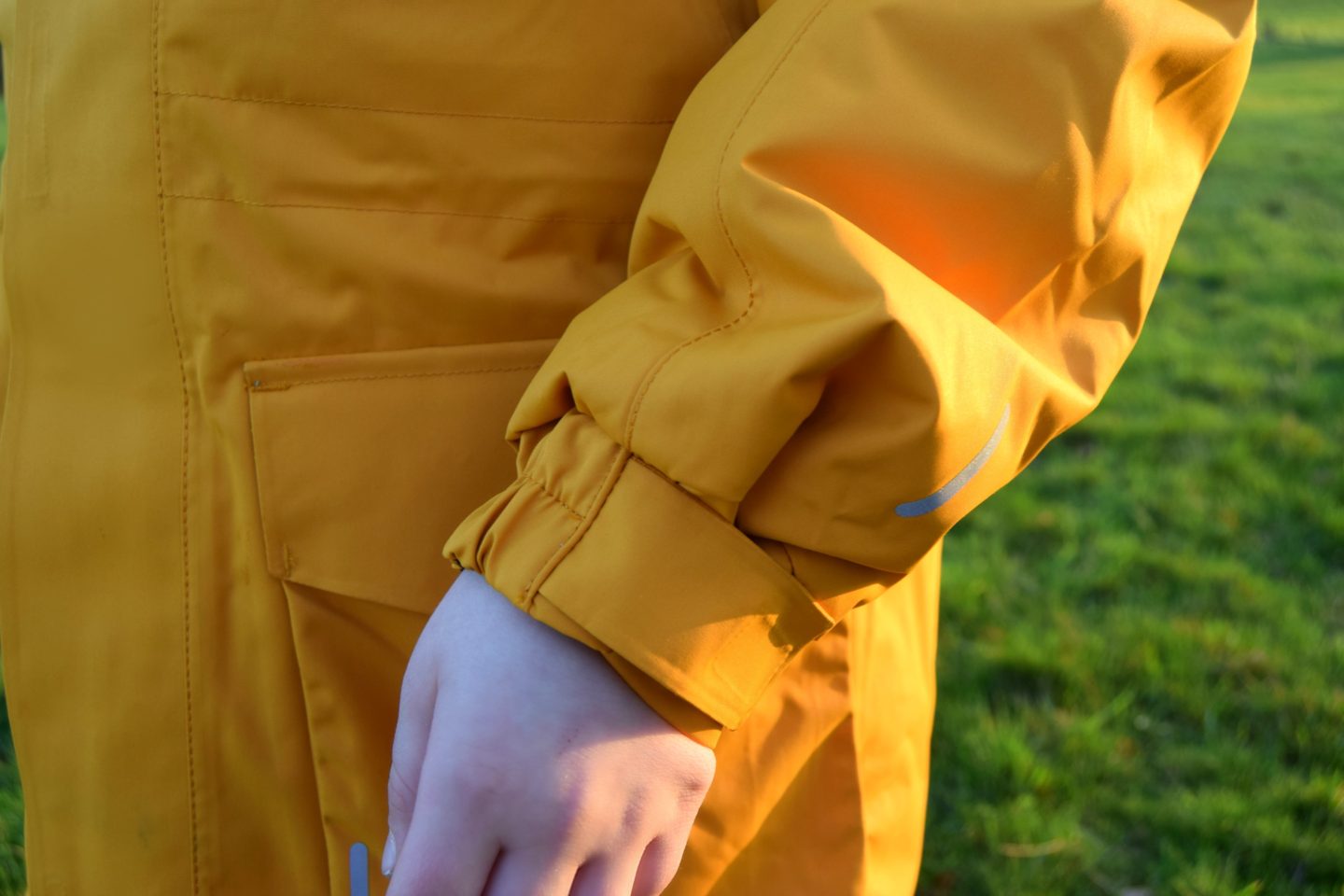ADJUSTABLE CUFFS