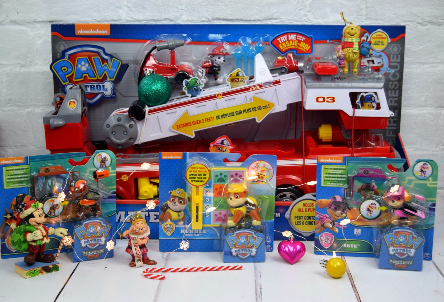 PAW Patrol Ultimate Rescue Fire Truck playset