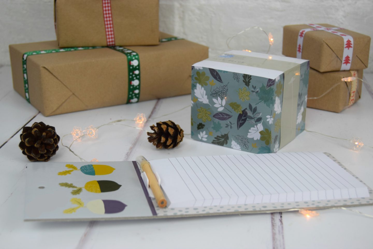 RSPBC homeware gifts. A jotter block and a magnetic memo board with woodland print.