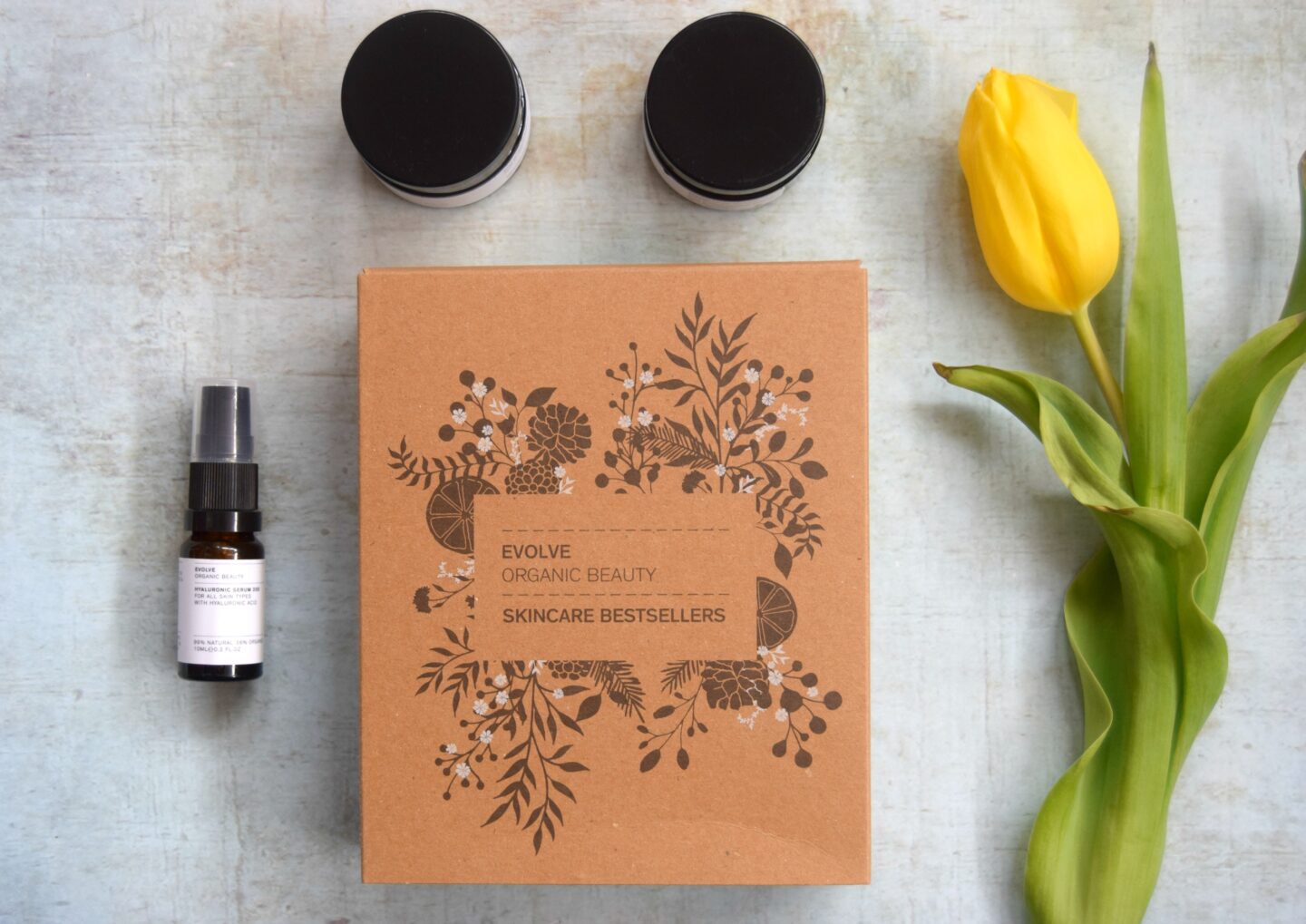 Evolve organic beauty skincare gift set