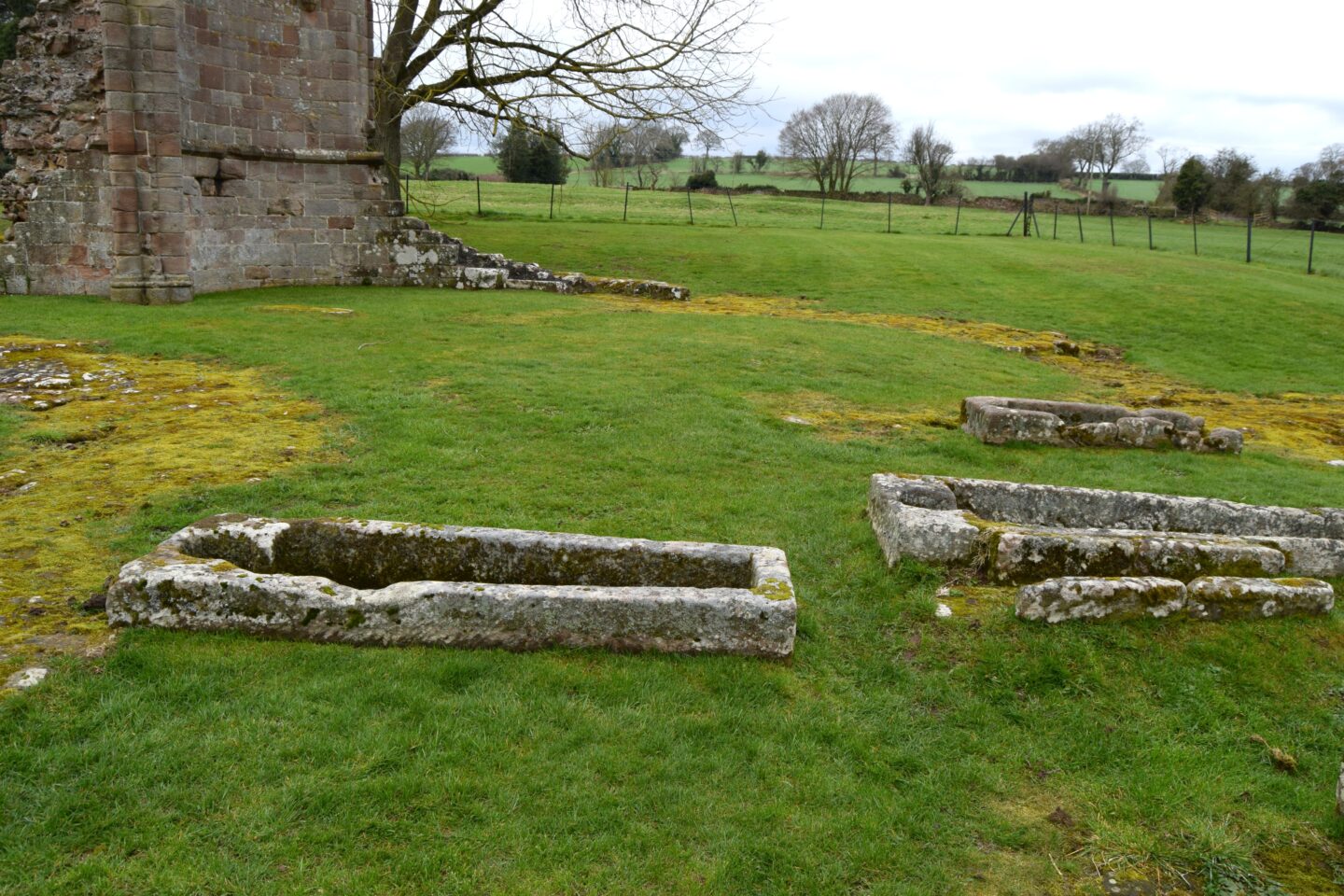 The high alter with stone caskets