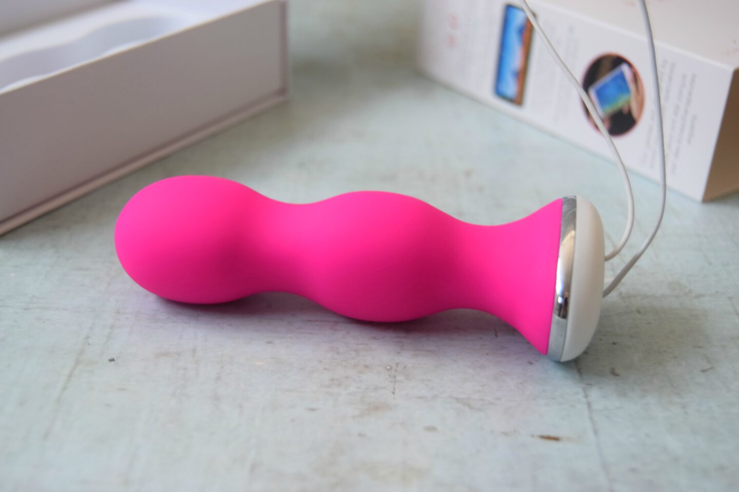 Perifit the bluetooth kegel exercise device in pink