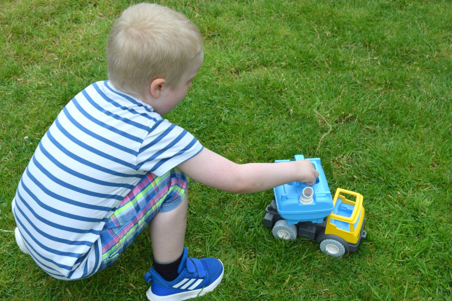 Playing with the Playmobil water truck