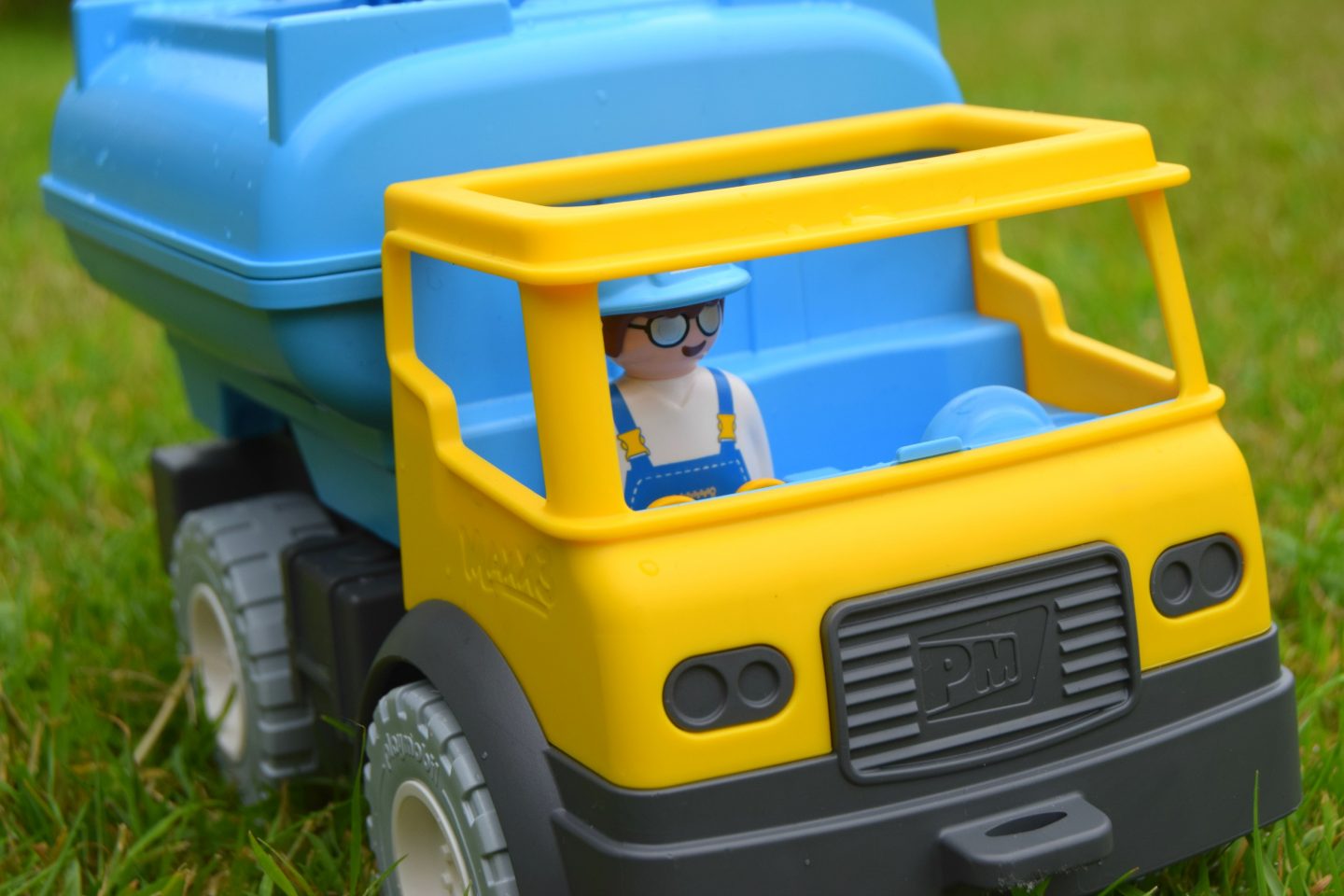 Playmobil water truck and figure