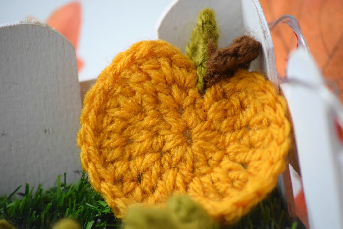 Crochet pumpkin applique