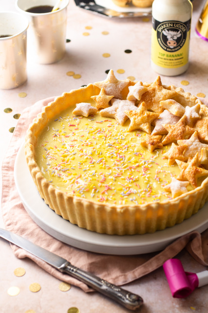 Banana custard tart