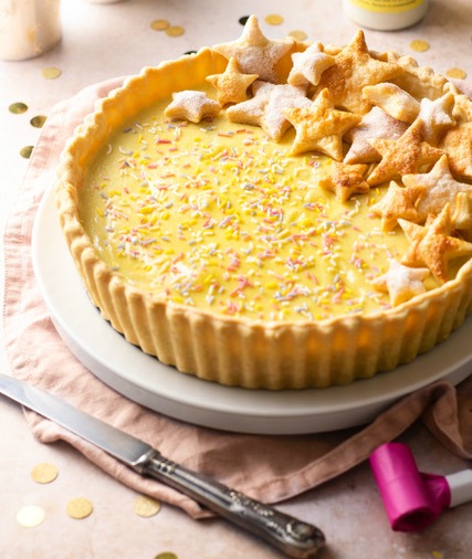 banana custard tart