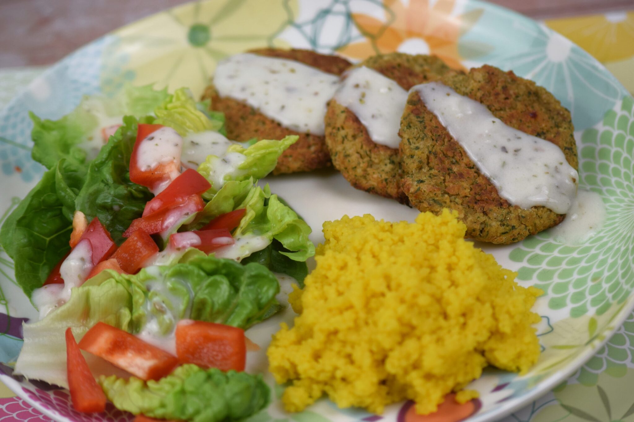 Falafels with Danone dressing. A Slimming World Falafel recipe.