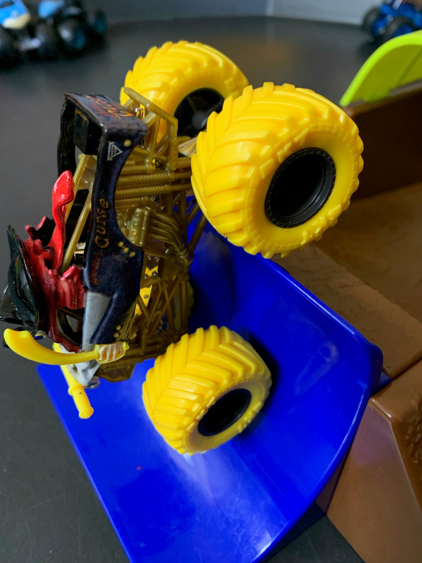 Monster Jam Pirate's Curse monster truck toy