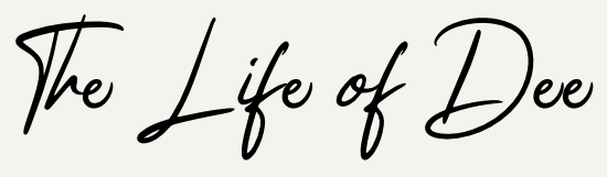 The life of Dee blog header