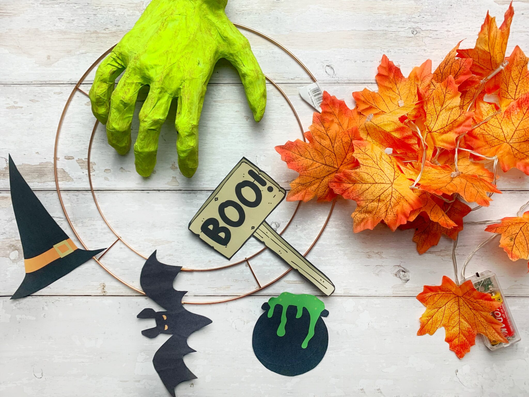 Halloween Maple Leaf Wreath⎪AD