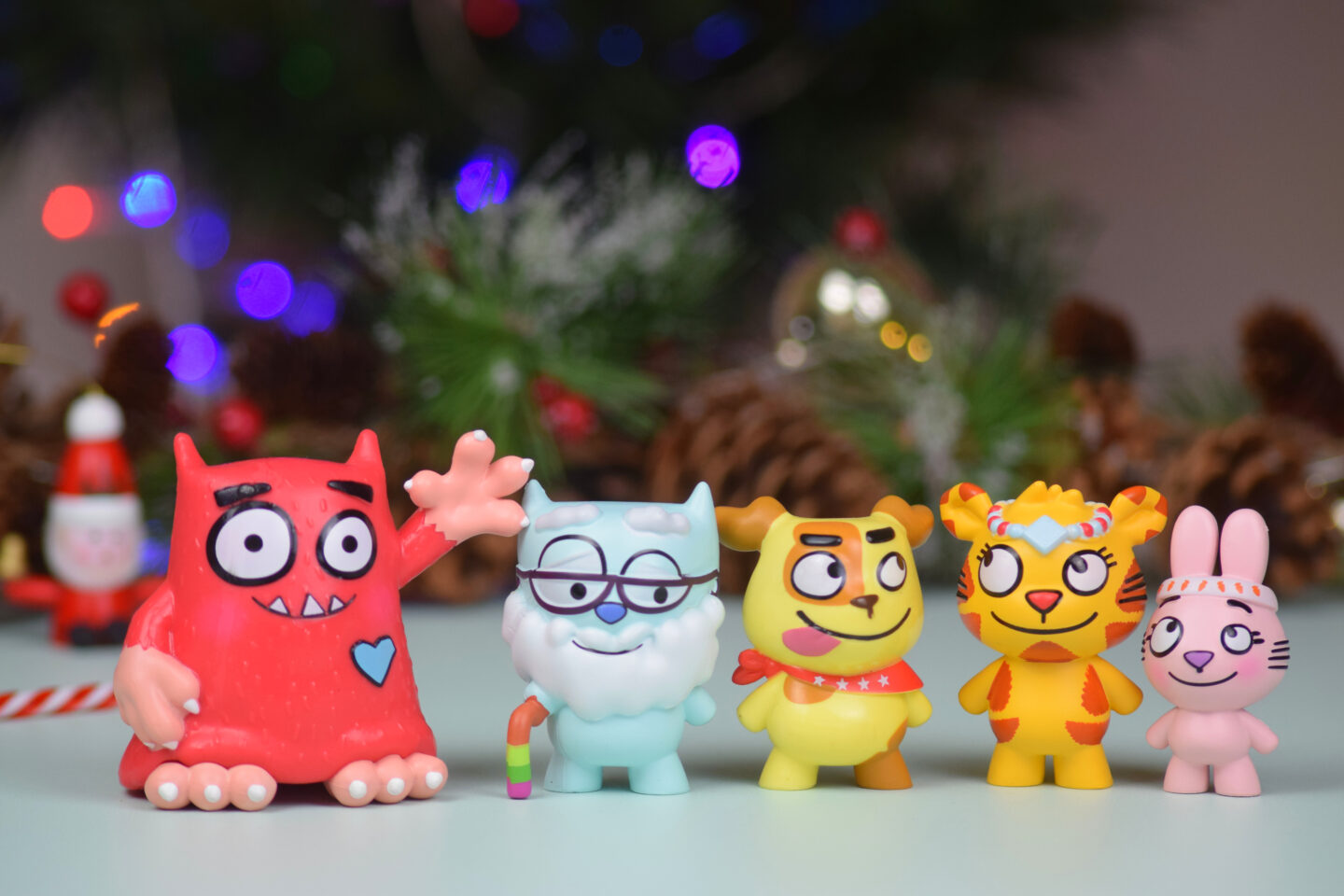 Love Monster figures