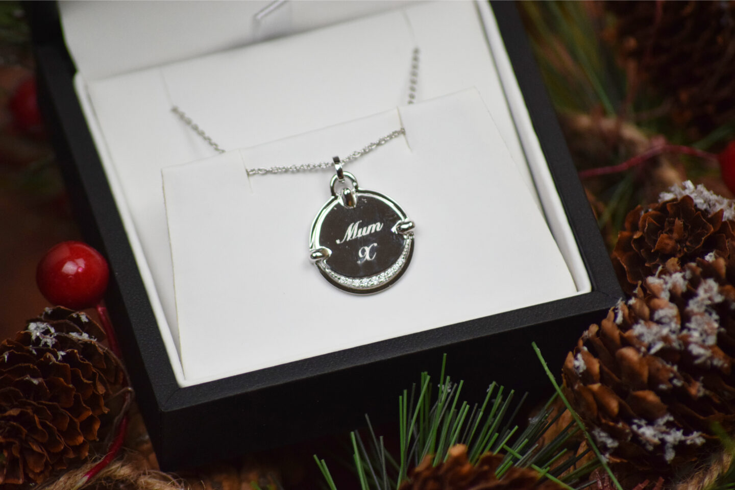 personalised necklace