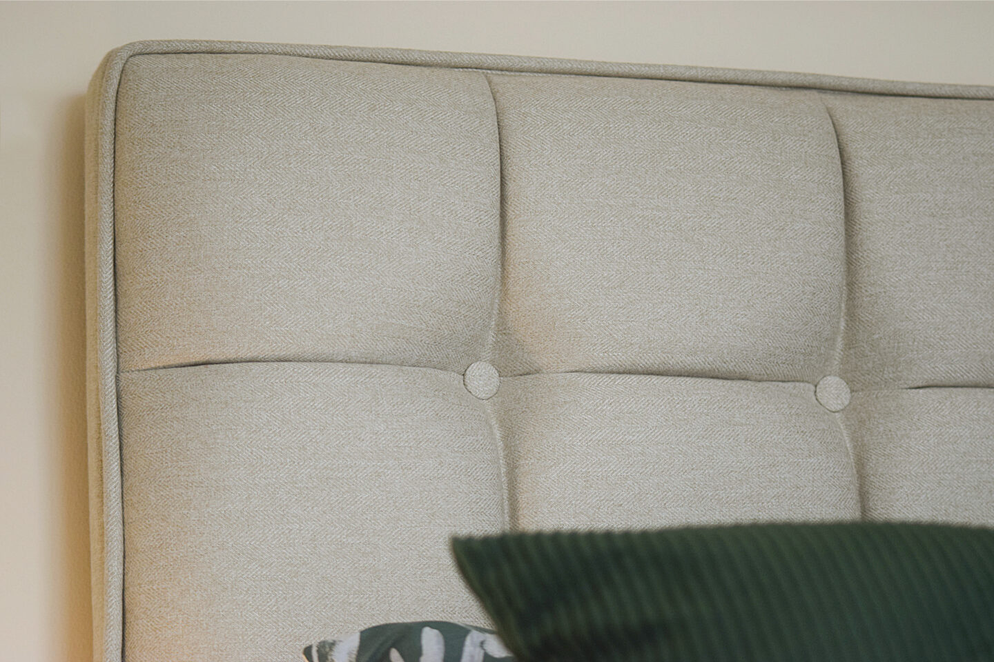 Windsor floor standing headboard