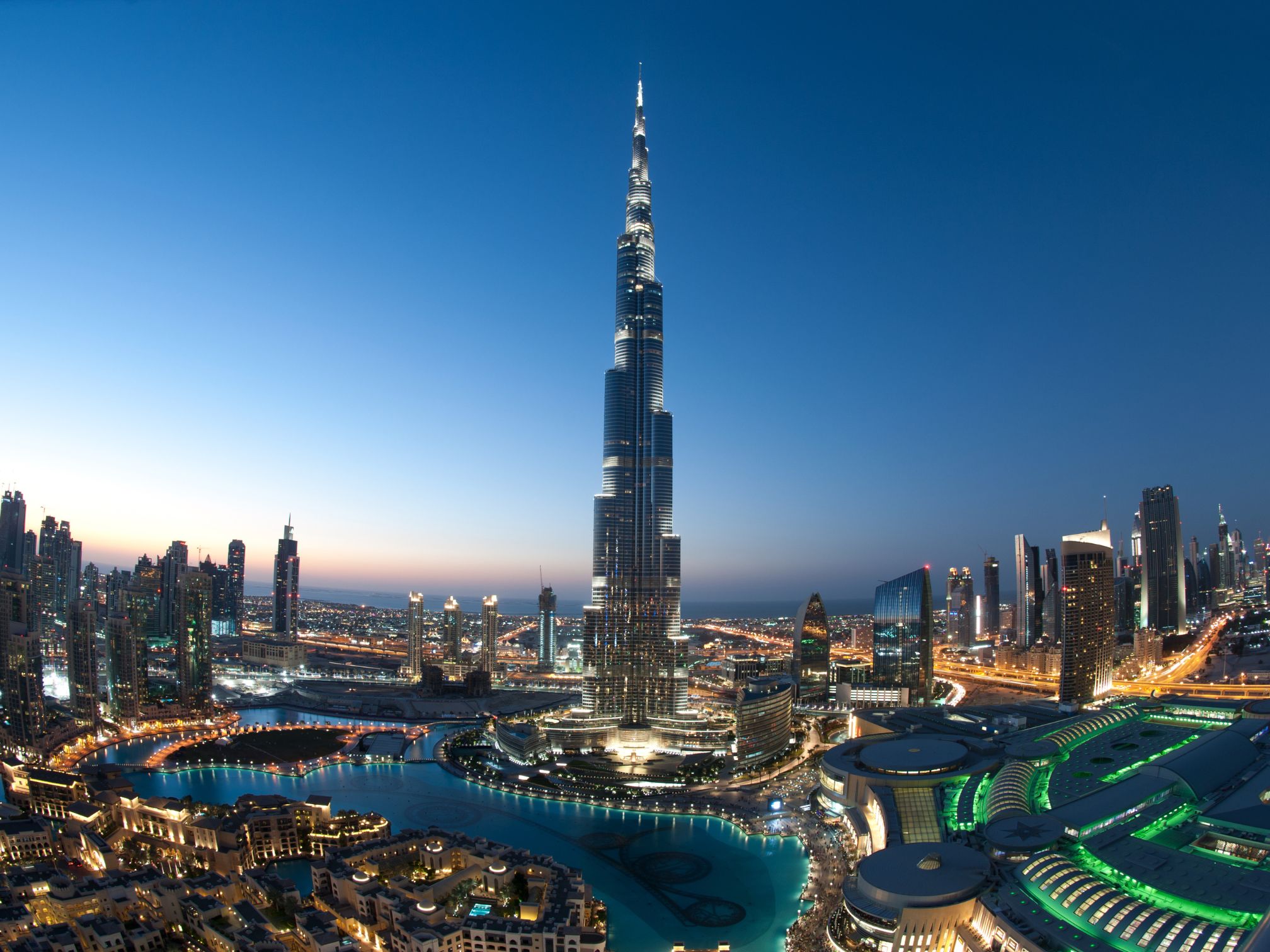 How to Organize the Perfect Family Celebration On Vacation in Dubai: All You Need To Know