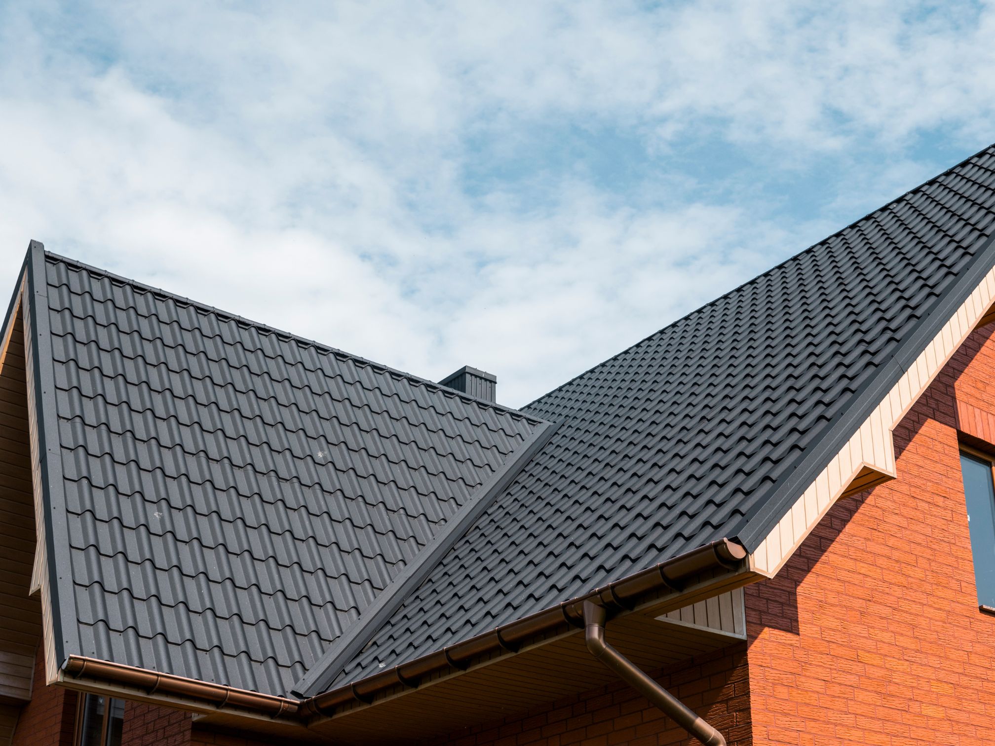 Does Your Roof Need Leak Detection Services? Key Signs To Look For