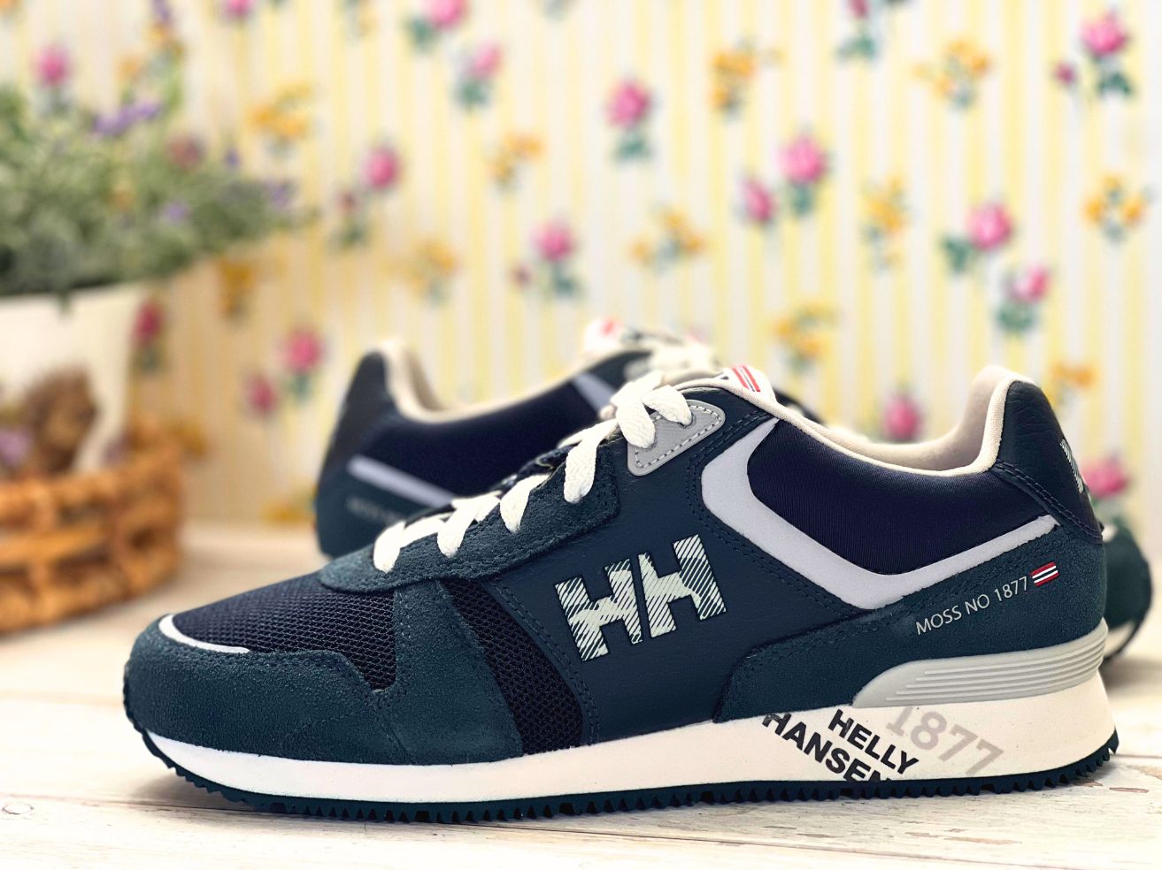 Helly Hansen trainers 1