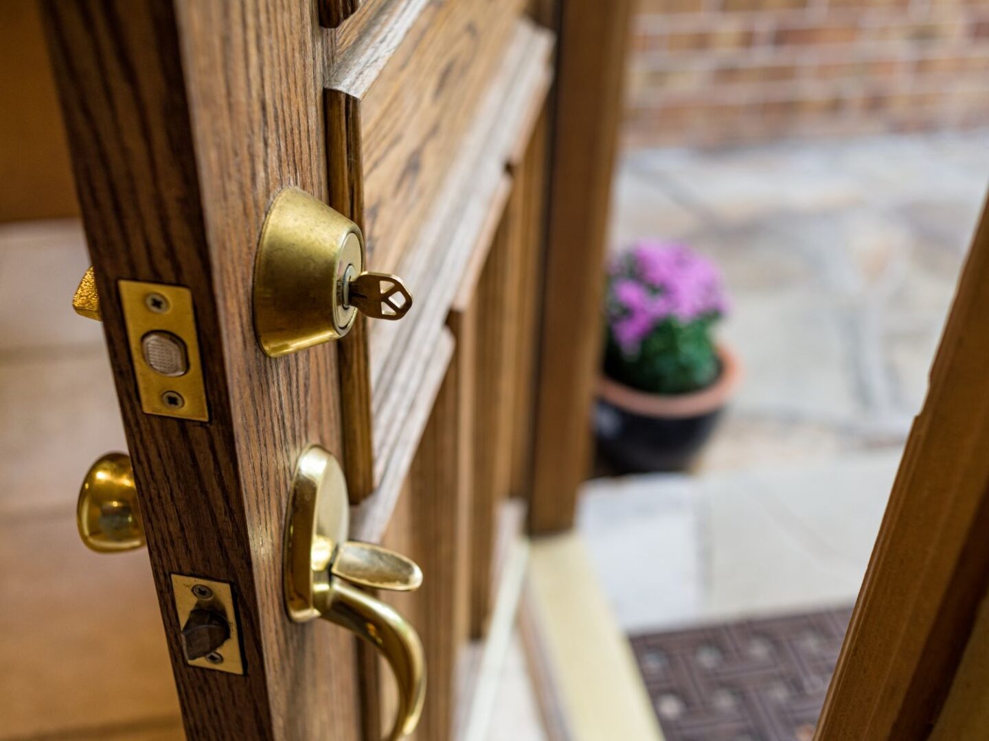 Faulty lock on front door
