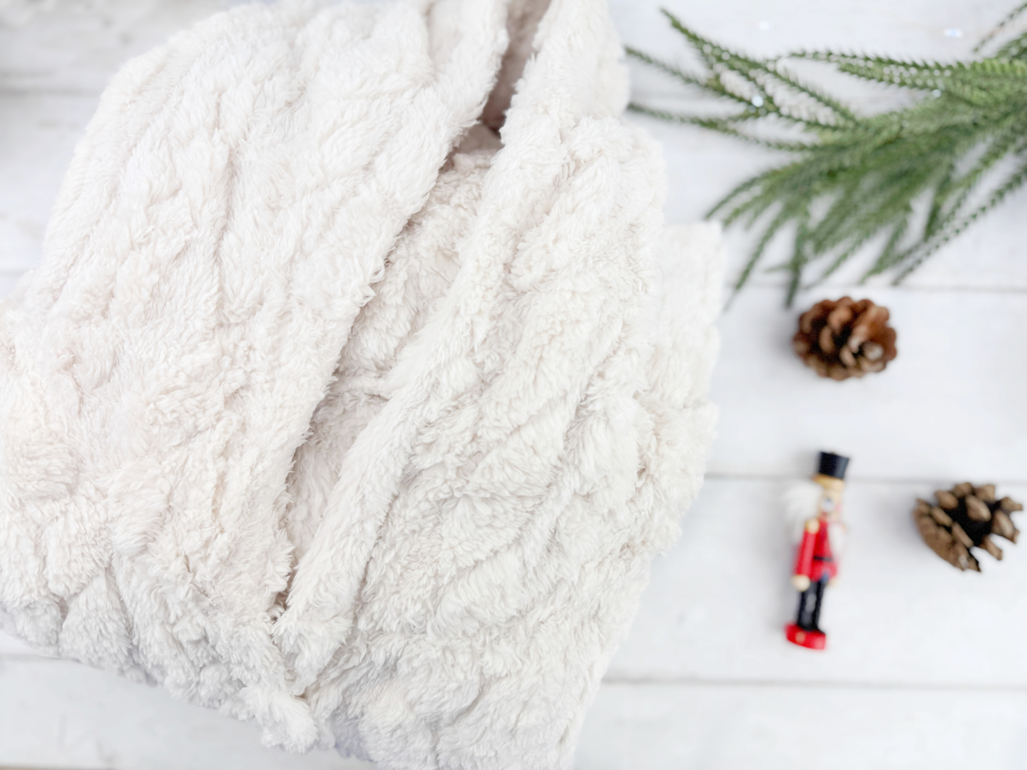 Fluffy dressing gown
