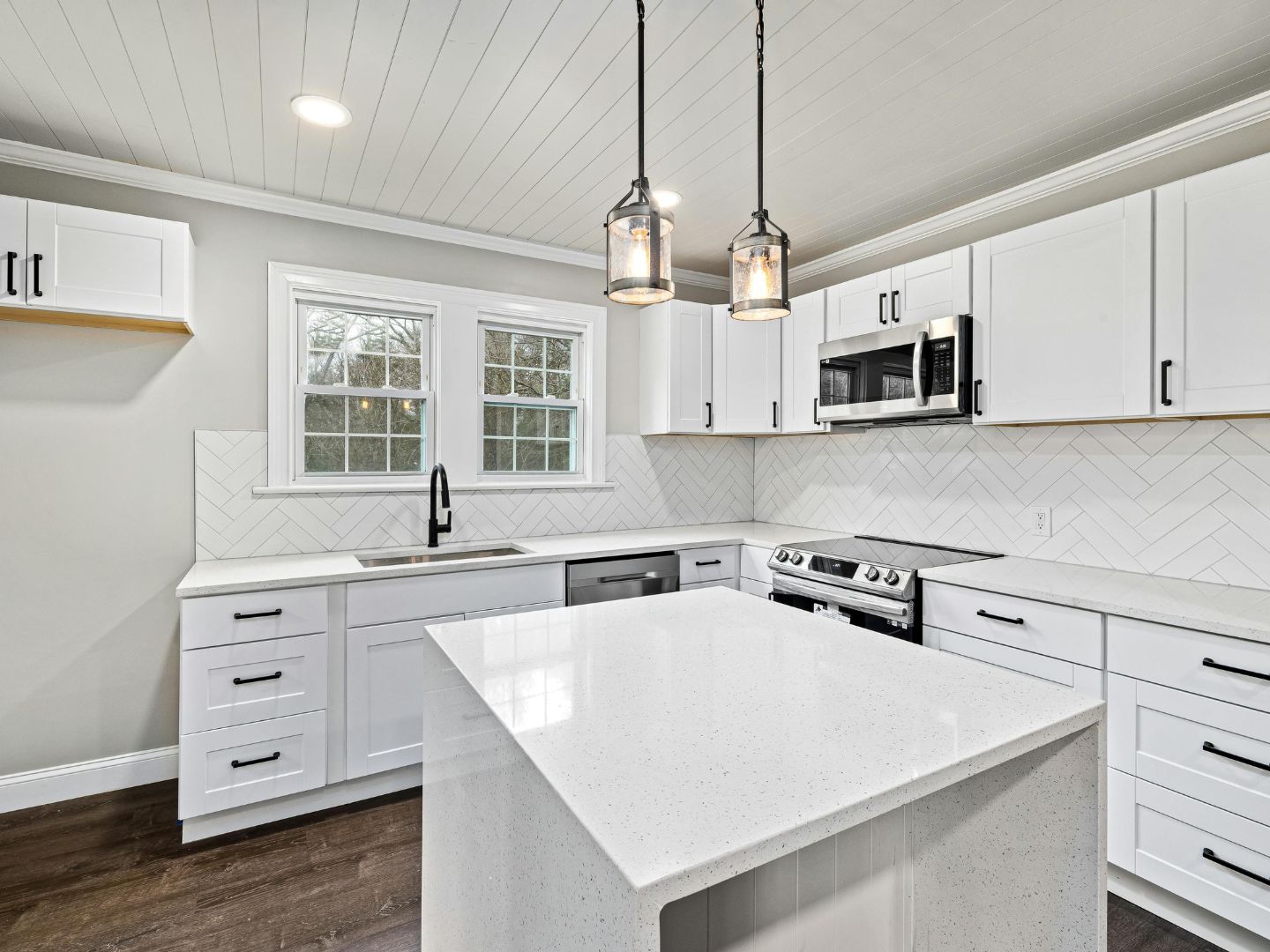 Classic Kitchen Cabinets That Never Go Out of Style