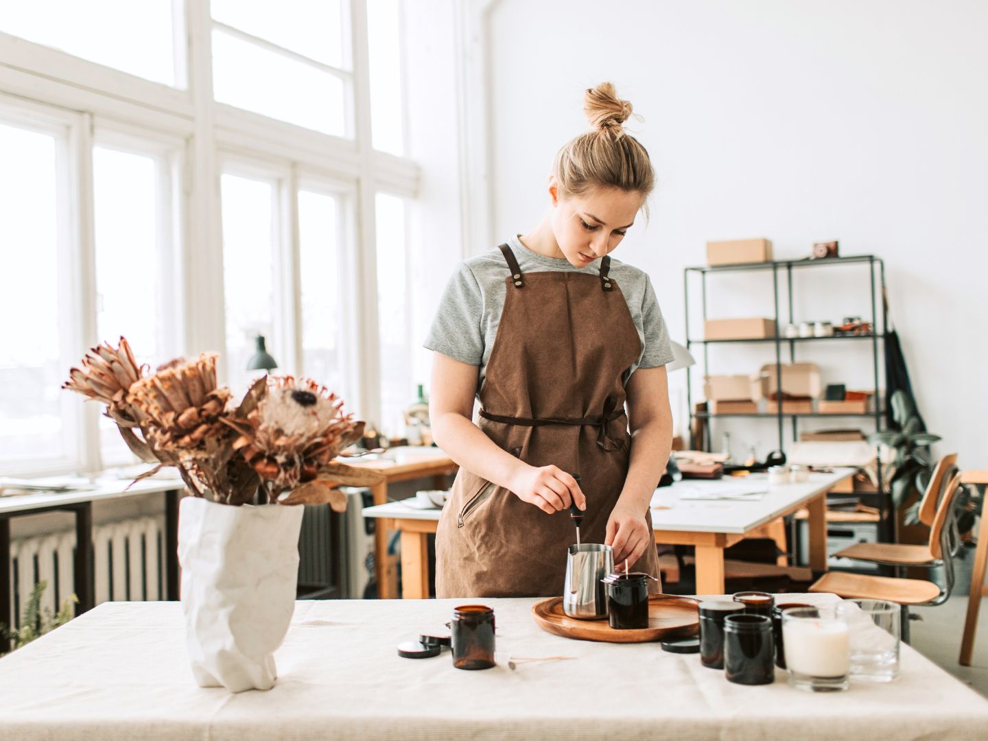 Top 6 Three Pocket Aprons That Are Trusted By Service Staff